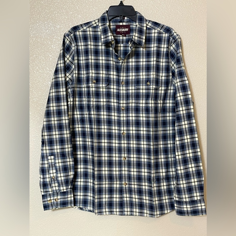 Men’s long sleeve shirt